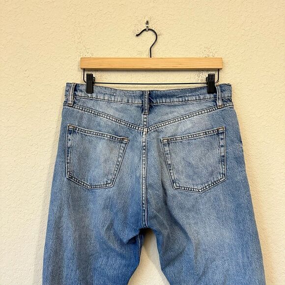 FRAME Le Slouch Straight Leg Low Rise Jeans in Iceberg Distressed - Picture 6 of 15